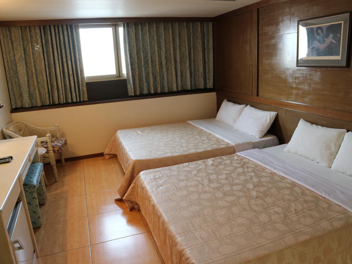 Sanmin Hotel Changhua Exterior foto